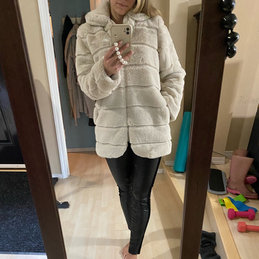 Jillian Harris x Joe Fresh faux fur coat XS